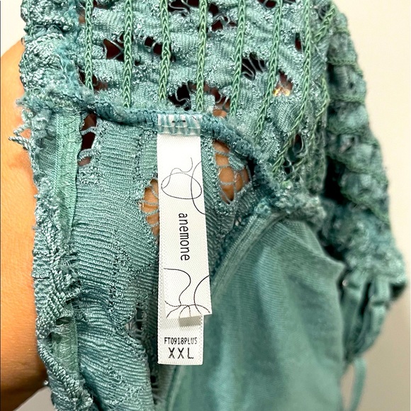 Teal Bralette XXL - Picture 3 of 3